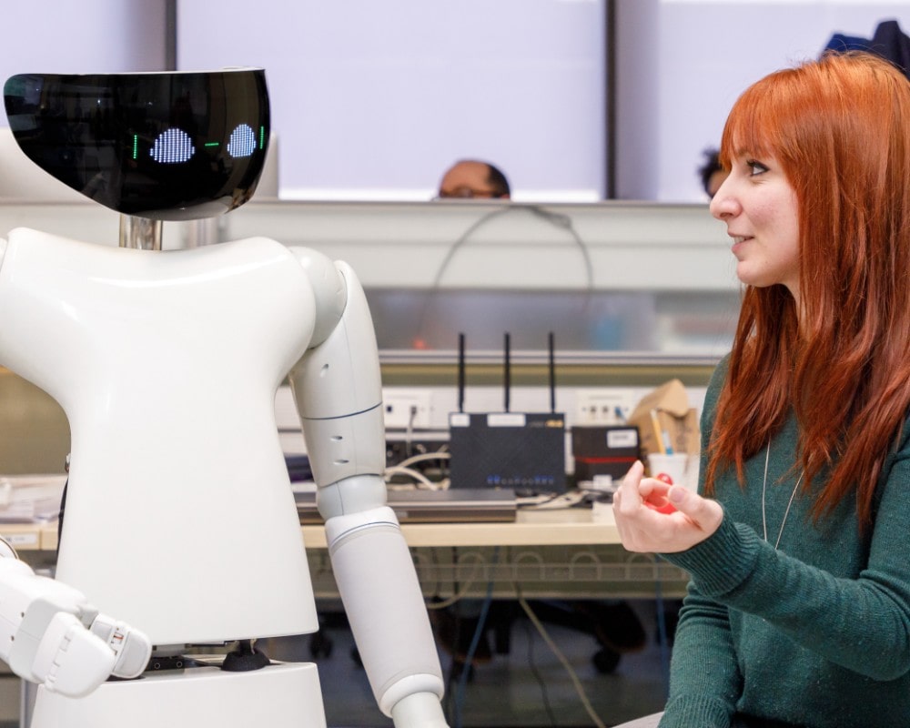 robotica robot umanoide tecnolaura benessere tecnologico laura fasano interazione